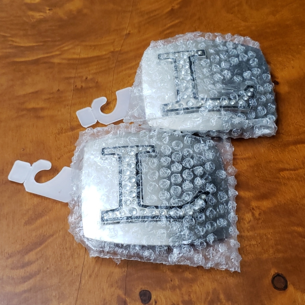 Belt buckle